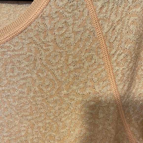 Loft Long Sleeves Size Small Top Knitted Shimmer Blush  Sweater Light weight - Picture 4 of 10